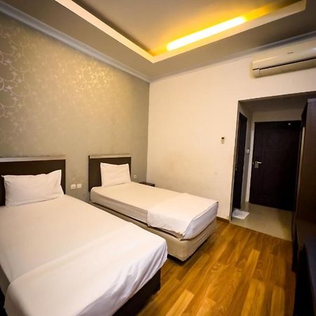 Mess Mt Haryono Motel Sampit Dış mekan fotoğraf