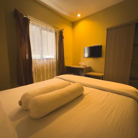 Mess Mt Haryono Motel Sampit Dış mekan fotoğraf