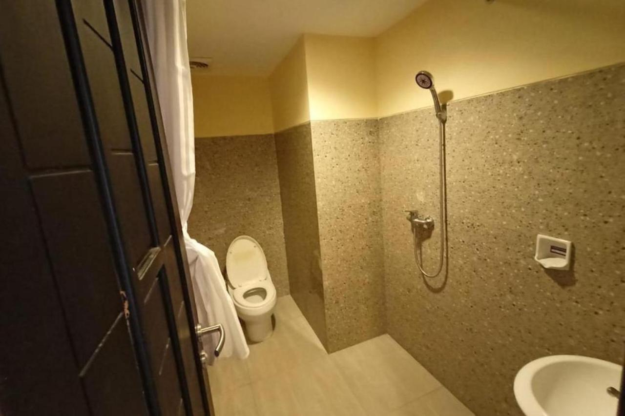 Mess Mt Haryono Motel Sampit Dış mekan fotoğraf